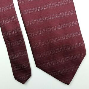 Savile Row Red Silk Tie Italy USA 56.5‎ 3 5/8
